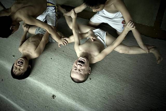 Chinese Children Training To Become Olympic Athletes - 04.