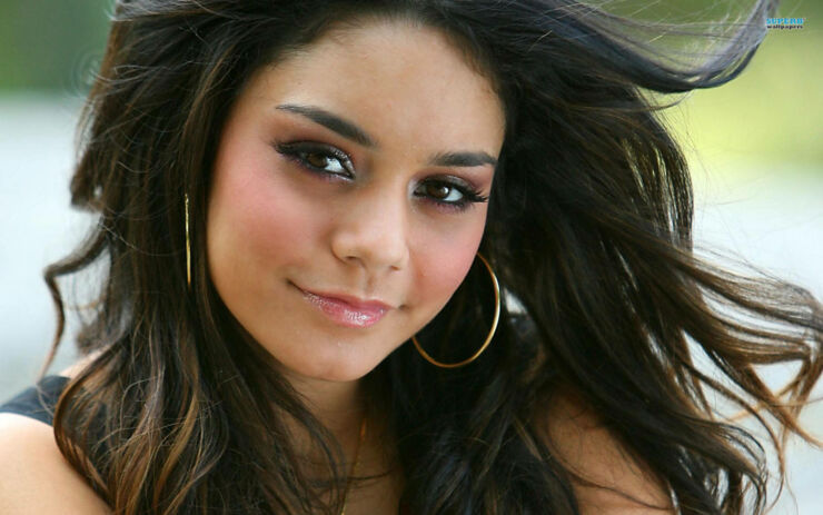 vanessa-hudgens-2013