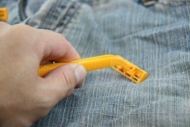 Run the razor across old jeans to resharpen and extend its life. (28 of 50)