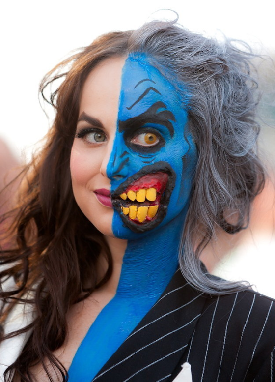 Scary Halloween Makeup Ideas For Women 08.