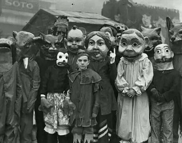 Vintage Halloween Pictures 12.