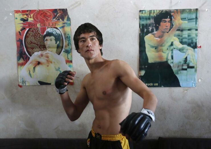 Afghan Bruce Lee - 01.