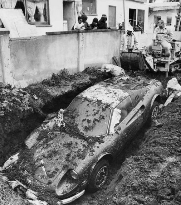 Buried 1974 Ferrari Dino 02.