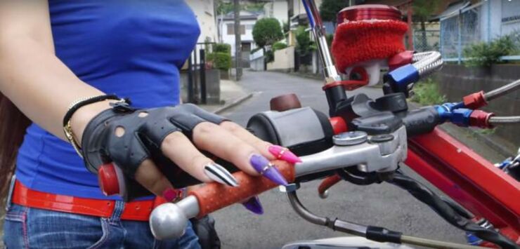 bosozoku biker girl gangs - 11.