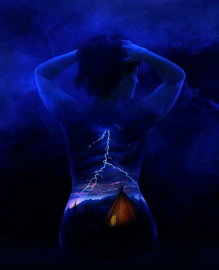 John Poppleton blacklight body paint 04.