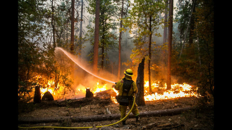 la-wildfires-burning-through-california-201509-010