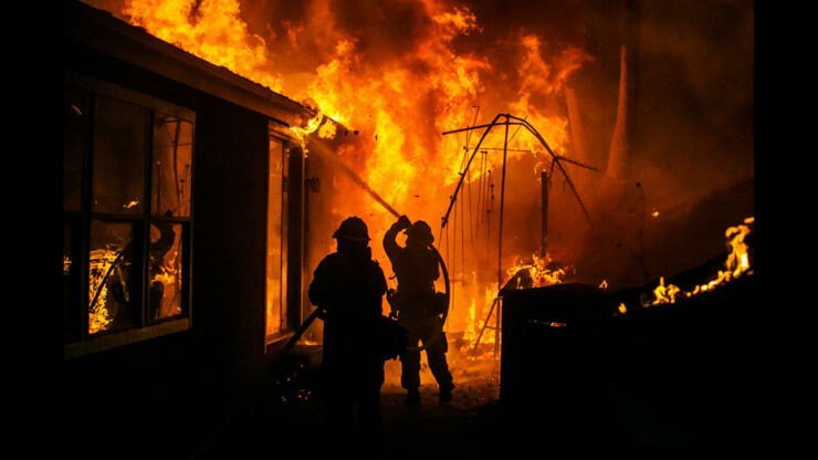 la-wildfires-burning-through-california-201509-013