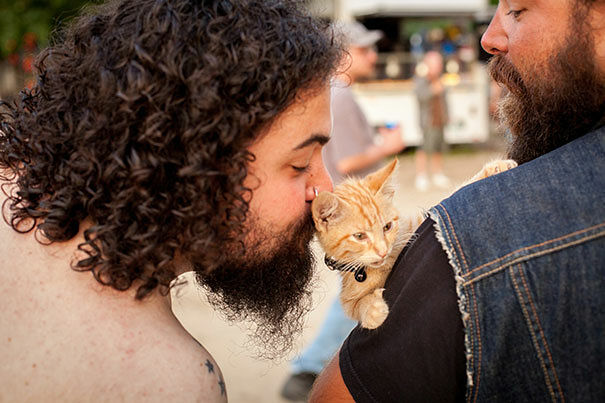 cat-biker-saves-kitten-pat-doody-11