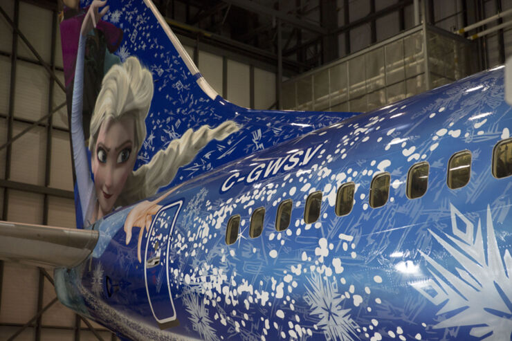 FrozenPlane_Features_0377