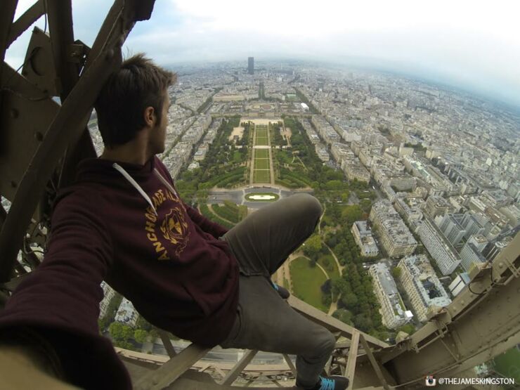 UNILAD-eiffel-tower-342963