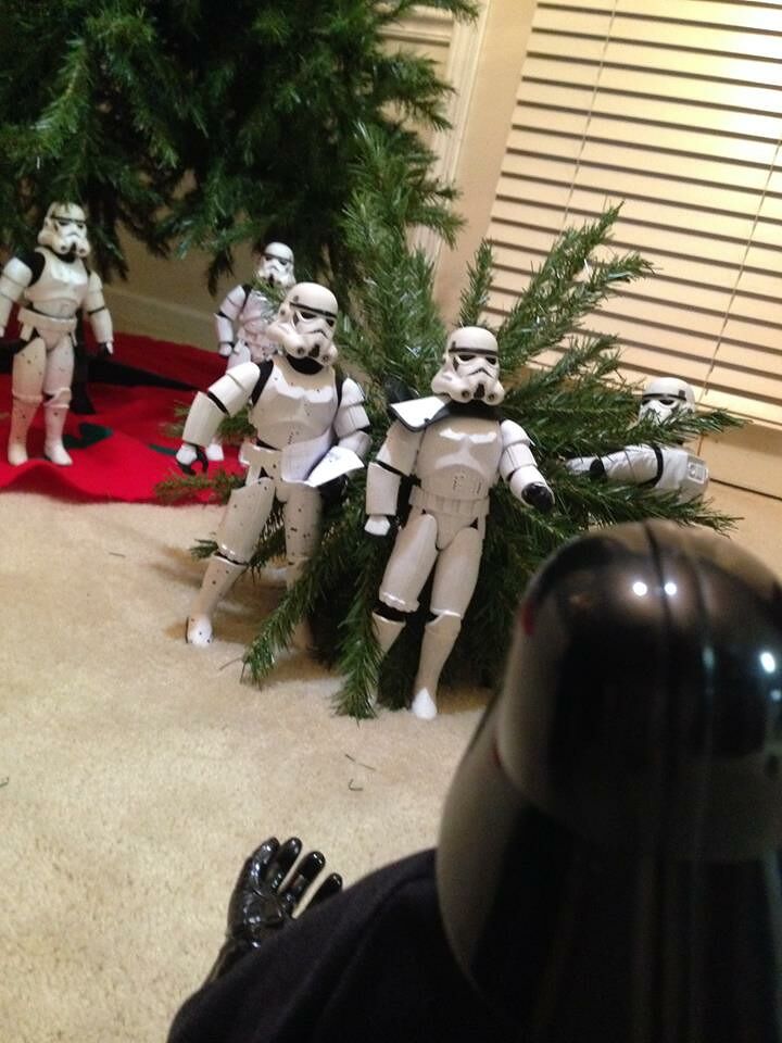 Stormtroopers put up the xmas tree 12.