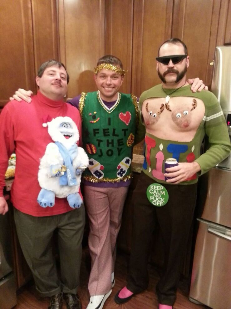 awful xmas sweaters 11.