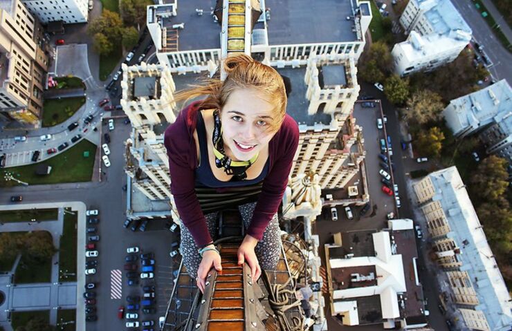 Angela Nikolau Daredevil Roofer Selfies - 27.