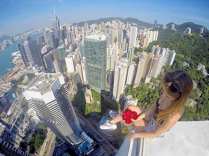 Daredevil Roofer Selfies - 05.