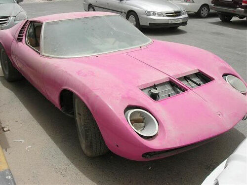 Abandoned Cars In Dubai-3.