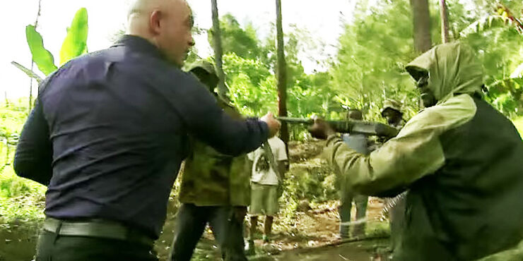 Ross Kemp Is A Real Hardman.