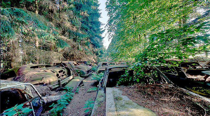 Photos From Abandoned Chatillon Car Graveyard - 01.