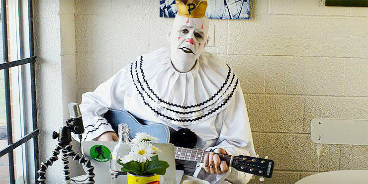 Puddles The Clown Sings Pink Floyds Wish You Were Here.