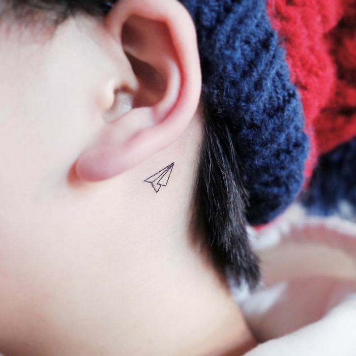 Witty Button's tiny tattoos are discreet minimalist masterpieces
