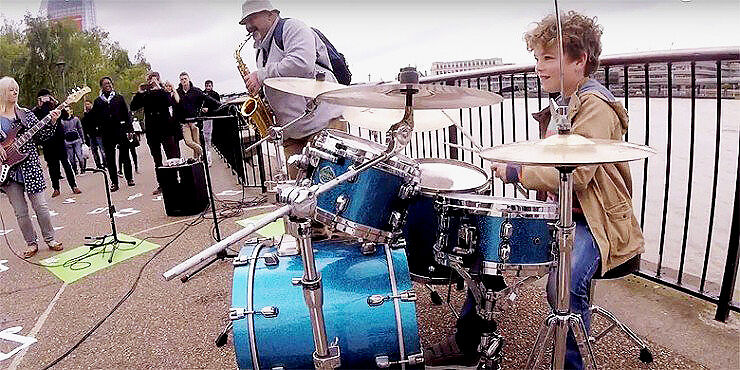 Amazing busking band.