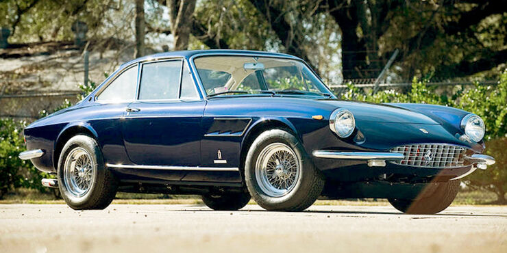 1967 Ferrari 330 GTC Pininfarina.